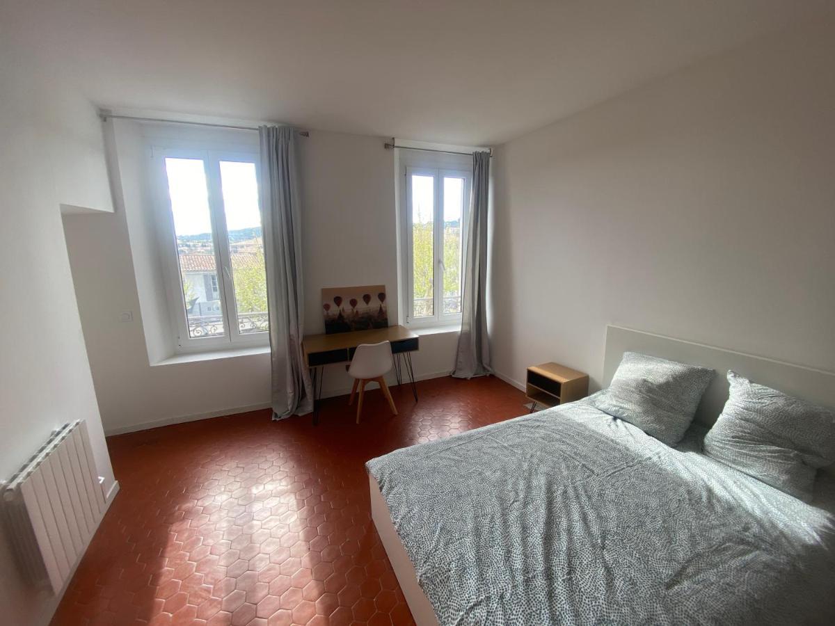 Charmant T3 Dans Le Centre Historique Apartment Manosque Ngoại thất bức ảnh